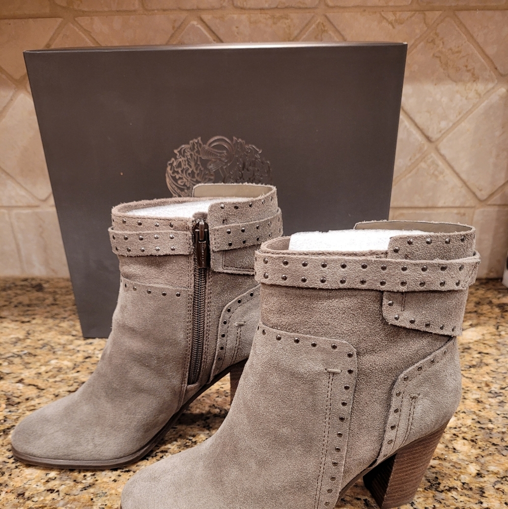 EUC Vince Camuto Woman's Boots